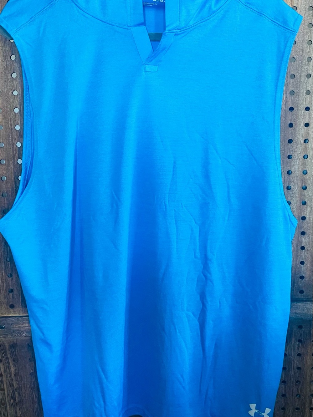 Under Armour Bright Blue Men's Sleeveless Performance Shirt Size XL Pre Owner